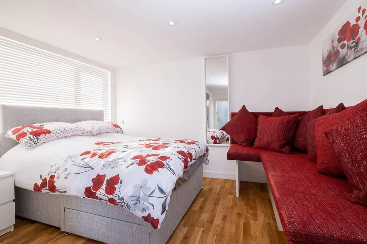 Host & Stay - Wilson Studio Brighton United Kingdom
